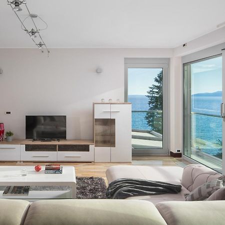 Villa Arentz Residence - Side Sea View Apartments Opatija Exteriör bild